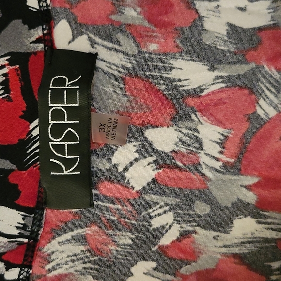 Kasper Tank Blouse - Picture 2 of 3